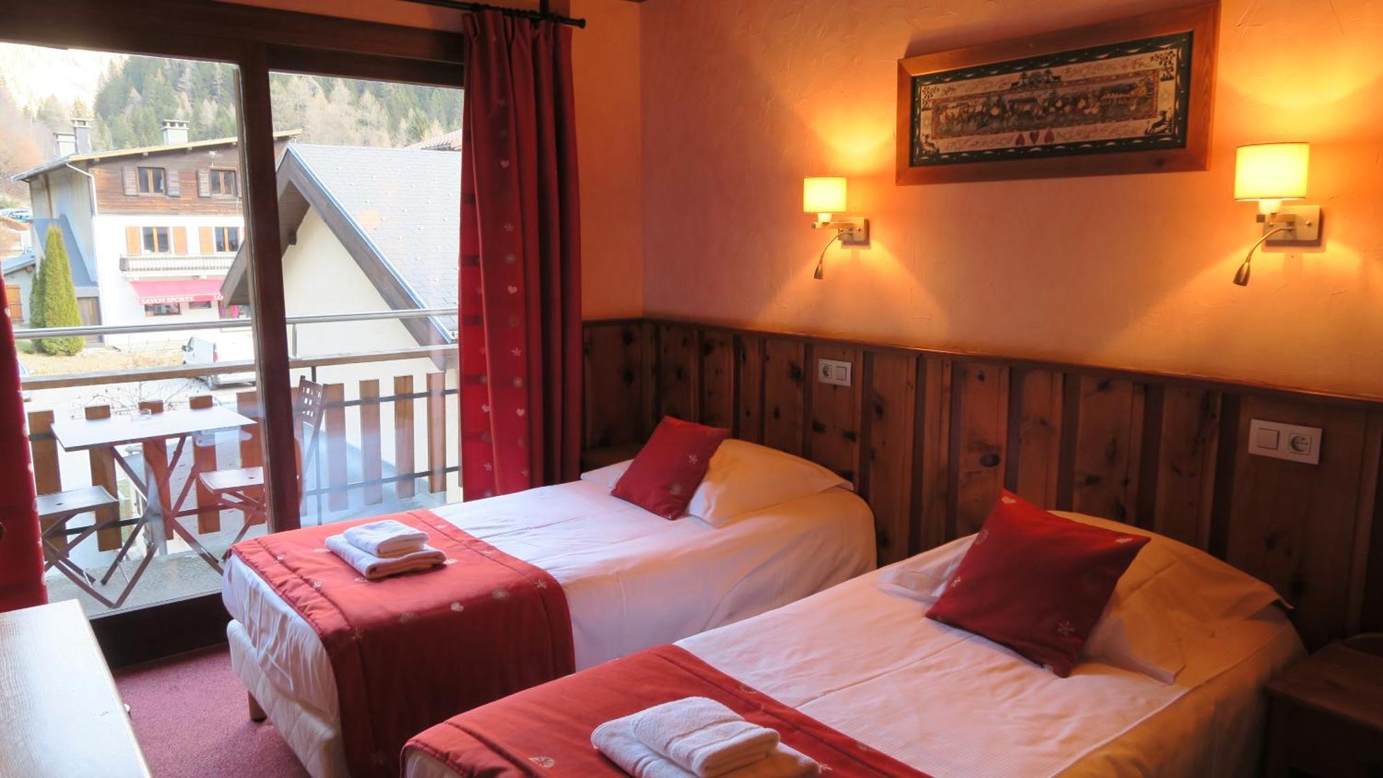 Le Dahu Hotel Chamonix Room photo