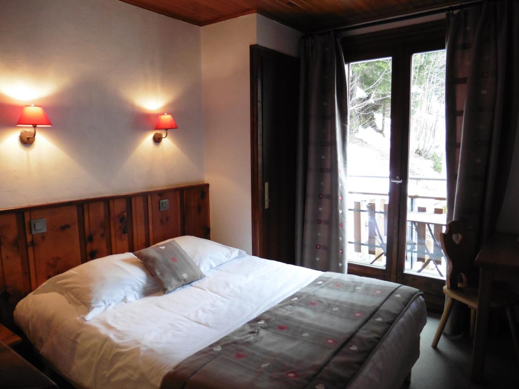 Le Dahu Hotel Chamonix Room photo