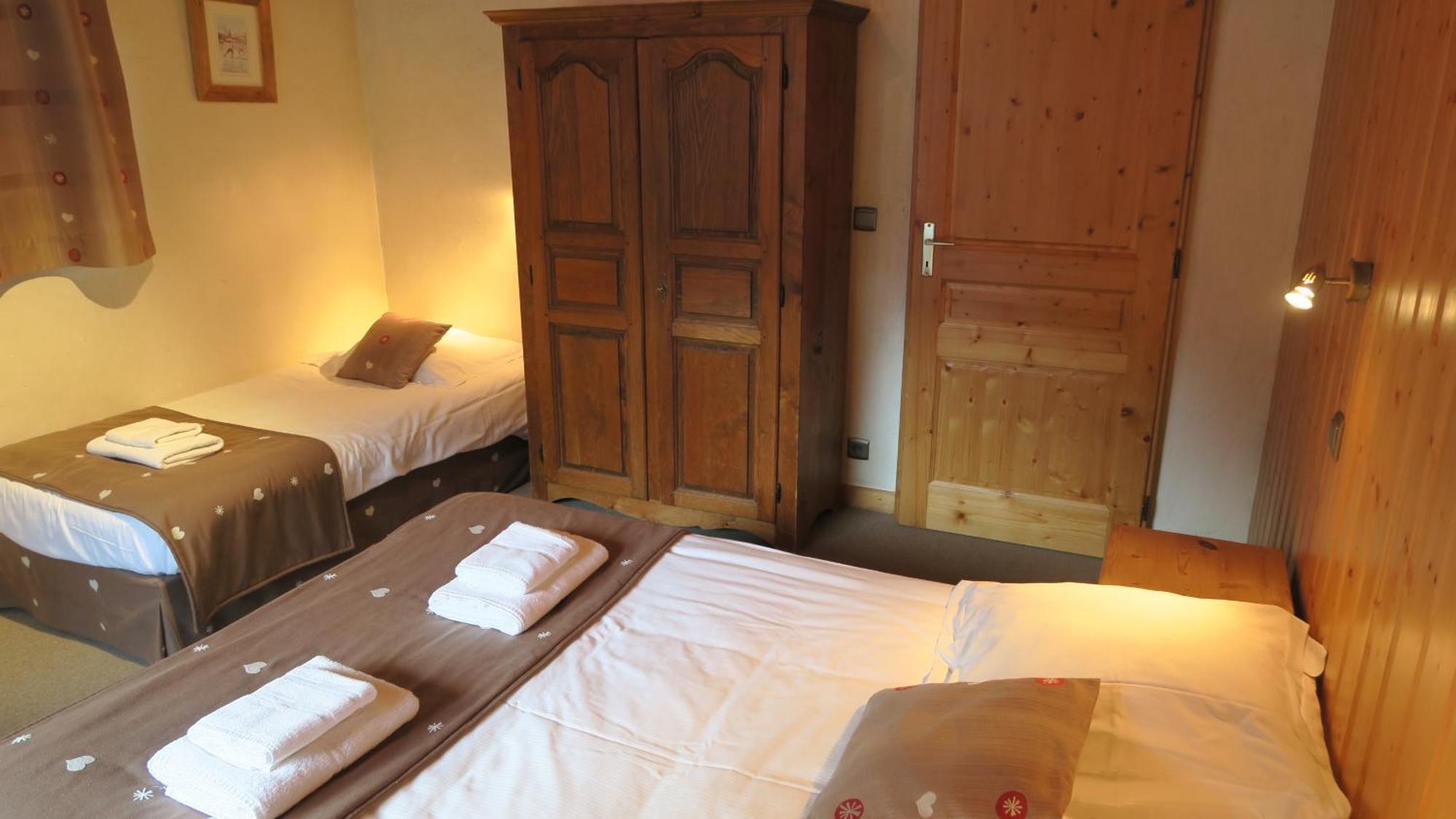 Le Dahu Hotel Chamonix Room photo