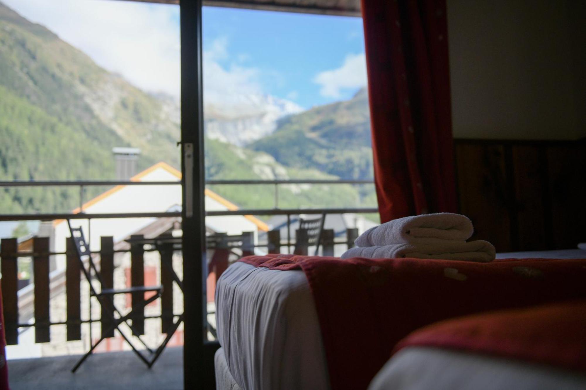 Le Dahu Hotel Chamonix Exterior photo