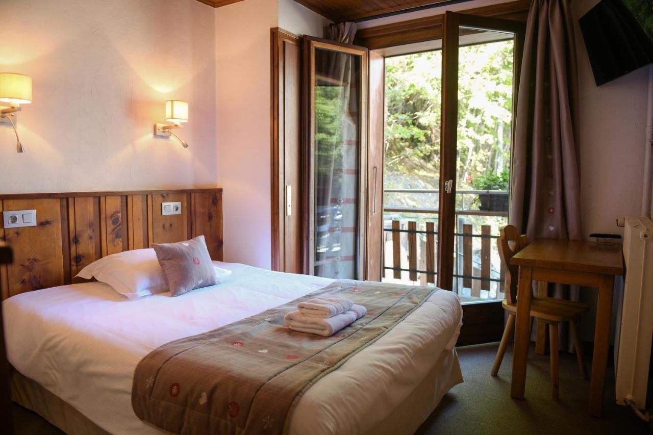 Le Dahu Hotel Chamonix Exterior photo